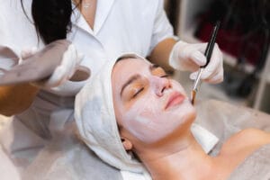 Deep Cleansing Facials in Dubai
